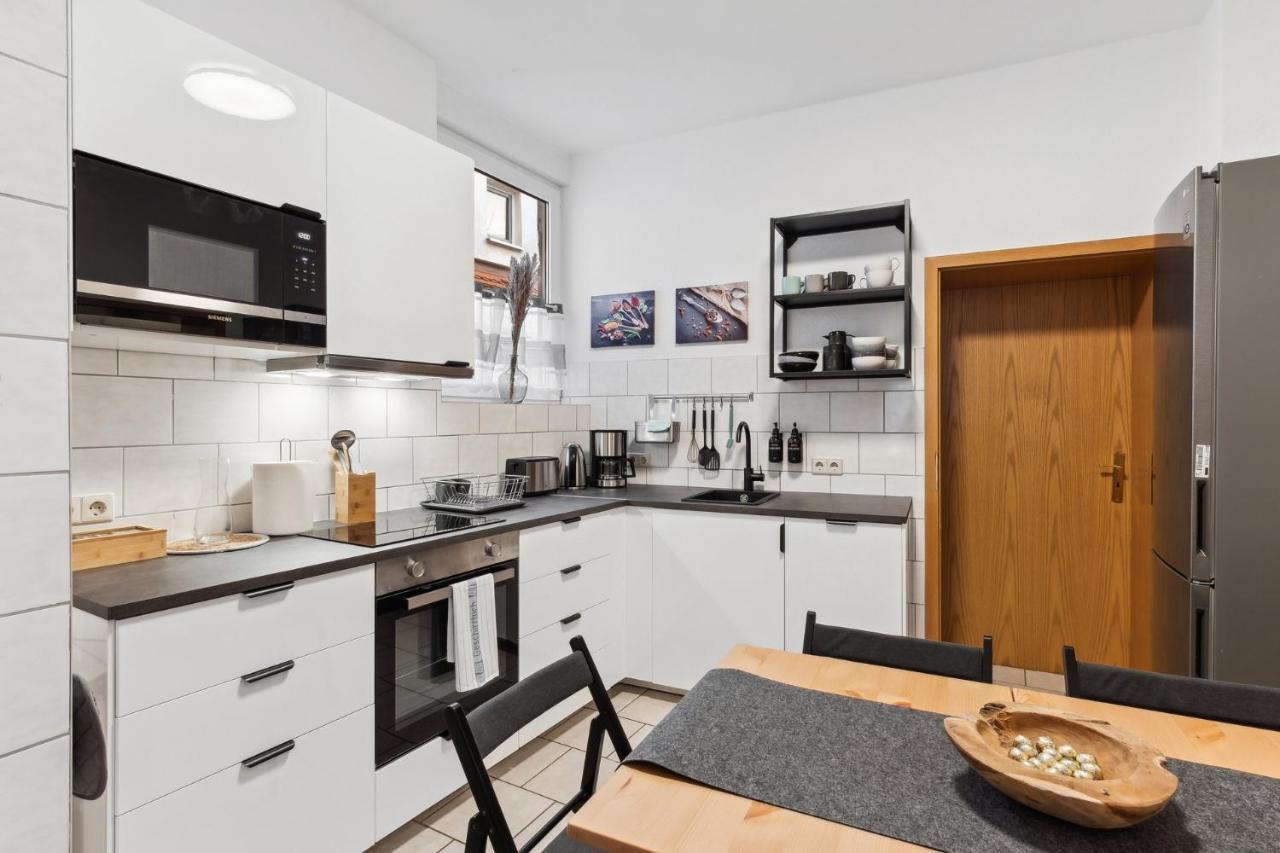 Apartment Ehrenberg Am Markt Fuer 6 Delitzsch